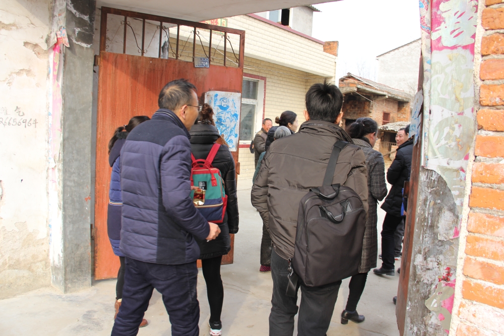 省市總工會(huì)領(lǐng)導(dǎo)及同事來(lái)我司走基層、送溫暖 扶貧幫困暖人